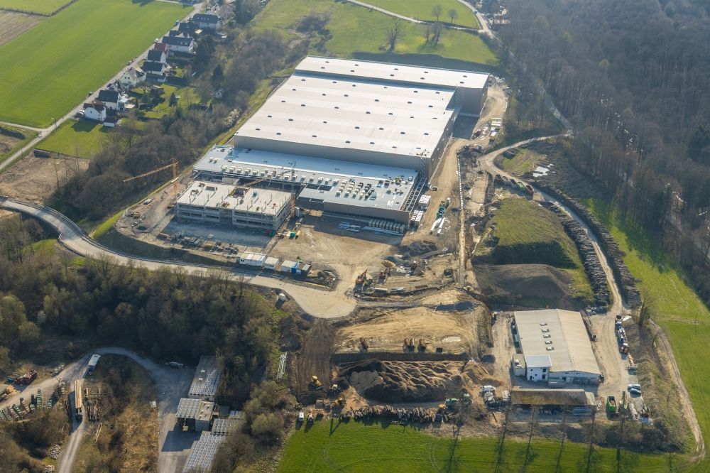 Arnsberg from the bird's eye view: New construction of the company administration building and Logistikzentrums of TRIO Leuchten GmbH on Oststrasse in Vosswinkel in the state North Rhine-Westphalia, Germany