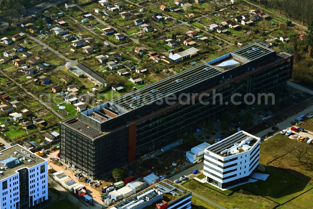 Aerial image Karlsruhe - New construction of the company administration building Vec-tor Cam-pus on street Hirtenweg - Emmy-Noether-Strasse in the district Rintheim in Karlsruhe in the state Baden-Wuerttemberg, Germany