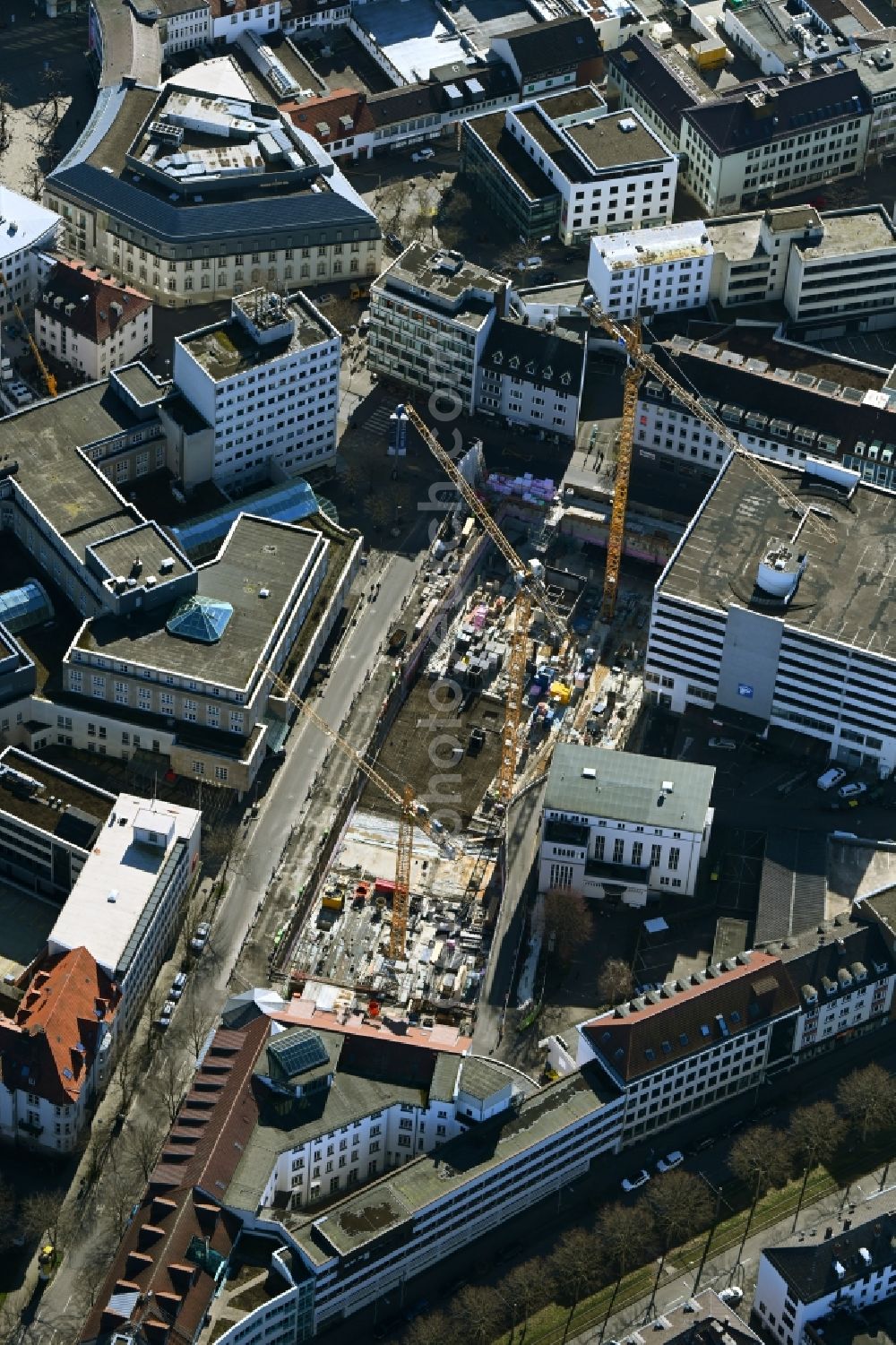 Kassel from above - Construction site of banking administration building S-Finanz-Campus of the financial services company of Kasseler Sparkasse on Spohrstrasse in the district Mitte in Kassel in the state Hesse, Germany