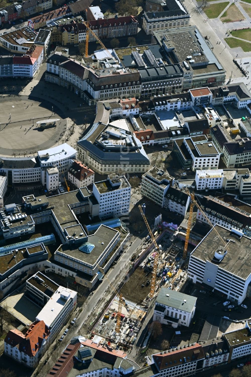 Kassel from the bird's eye view: Construction site of banking administration building S-Finanz-Campus of the financial services company of Kasseler Sparkasse on Spohrstrasse in the district Mitte in Kassel in the state Hesse, Germany