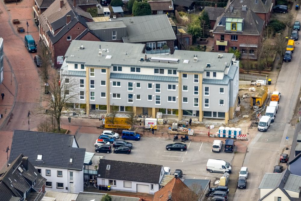 Aerial image Kirchhellen - Construction site for a new residential and commercial building of the Kirchhellener Arkaden in Kirchhellen in the state North Rhine-Westphalia, Germany