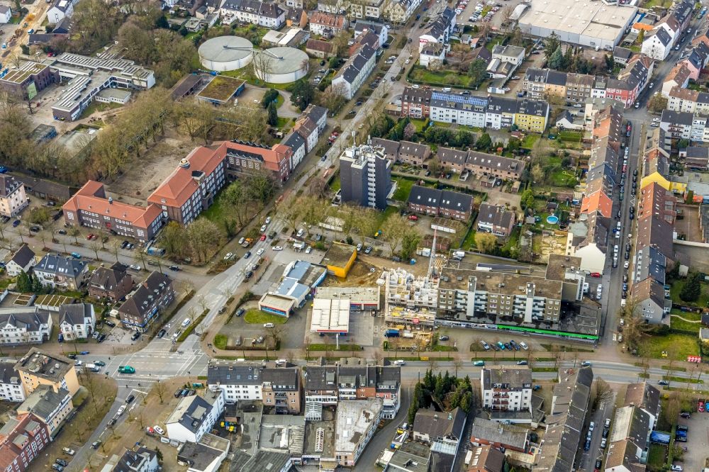 Aerial photograph Gladbeck - New construction of a residential and commercial building with apartments for those in need of care on Sandstrasse in the district of Gelsenkirchen-Nord in Gladbeck in the state North Rhine-Westphalia, Germany