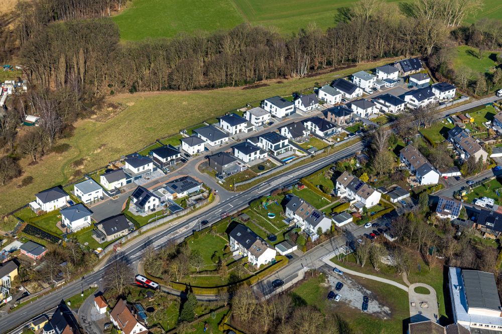 Fröndenberg/Ruhr from above - Construction sites for new construction residential area of detached housing estate between Haferkamp and Ardeyer Strasse in the district Langschede in Froendenberg/Ruhr in the state North Rhine-Westphalia, Germany