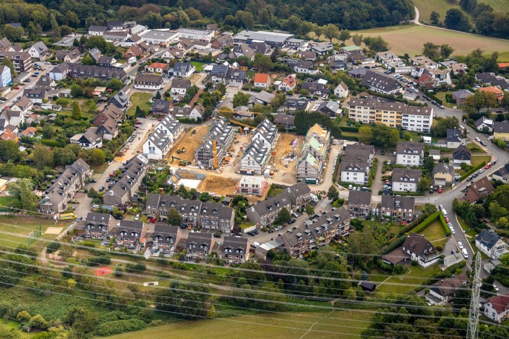 Aerial photograph Velbert - Construction site of a new residential area of the terraced housing estate on Fliederbusch in the district Hetterscheidt in Velbert in the state North Rhine-Westphalia, Germany