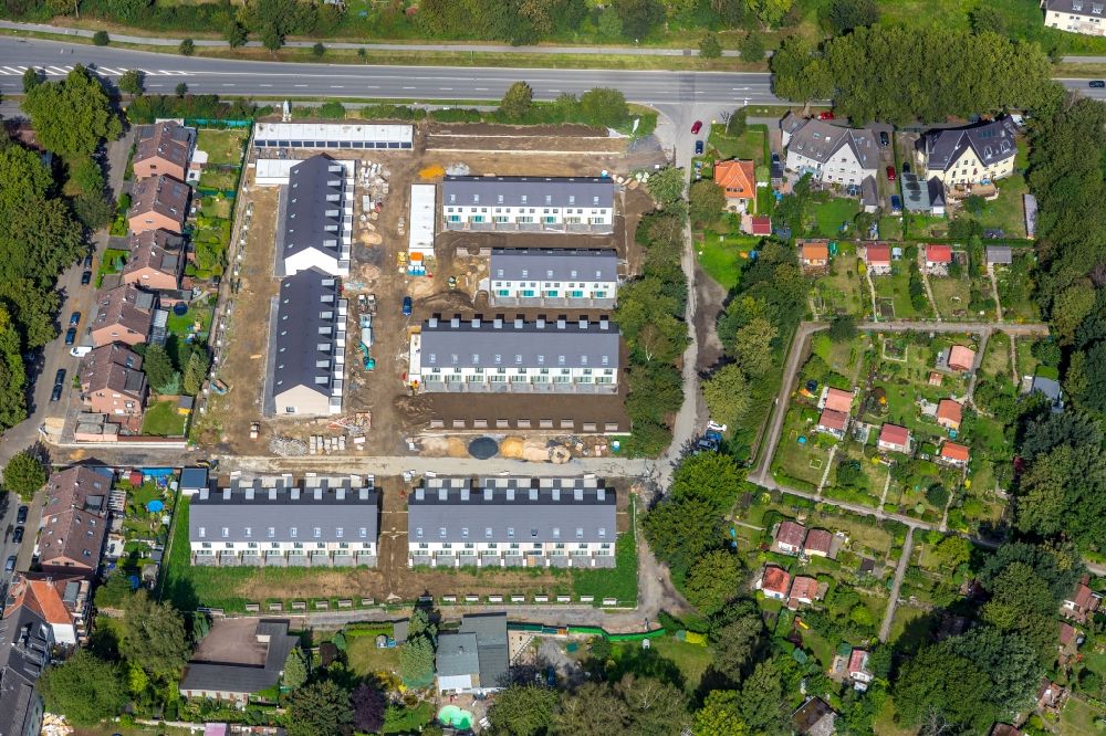 Aerial photograph Gelsenkirchen - Construction site of a new residential area of the terraced housing estate Florastrasse corner Schlesierstrasse in Gelsenkirchen in the state North Rhine-Westphalia, Germany
