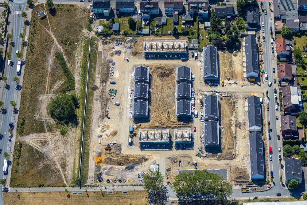 Gelsenkirchen from above - Construction site of a new residential area of the terraced housing estate on Hohenzollernstrasse corner Richardstrasse in the district Bulmke-Huellen in Gelsenkirchen in the state North Rhine-Westphalia, Germany