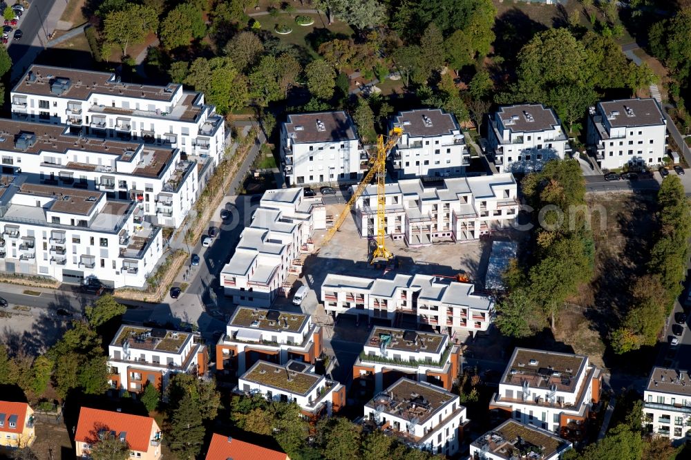 Aerial photograph Würzburg - Construction site of a new residential area of the terraced housing estate of the project PICK-UP-GARDEN on Dr. -Georg-Fuchs-Strasse - Athanasius-Kircher-Strasse in the district Frauenland in Wuerzburg in the state Bavaria, Germany