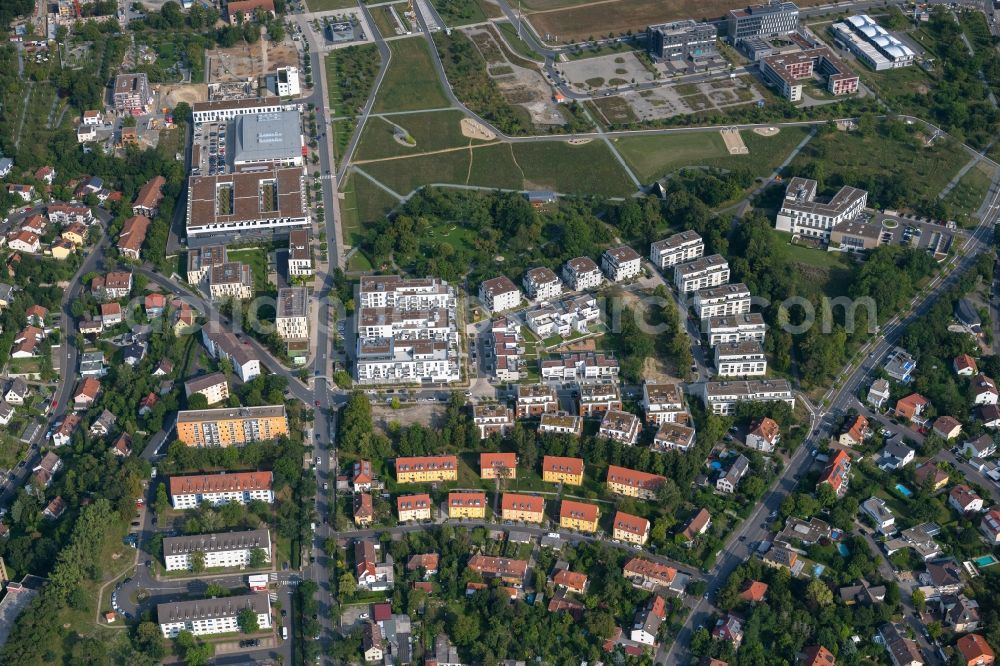 Aerial image Würzburg - Construction site of a new residential area of the terraced housing estate of the project PICK-UP-GARDEN on Dr. -Georg-Fuchs-Strasse - Athanasius-Kircher-Strasse in the district Frauenland in Wuerzburg in the state Bavaria, Germany