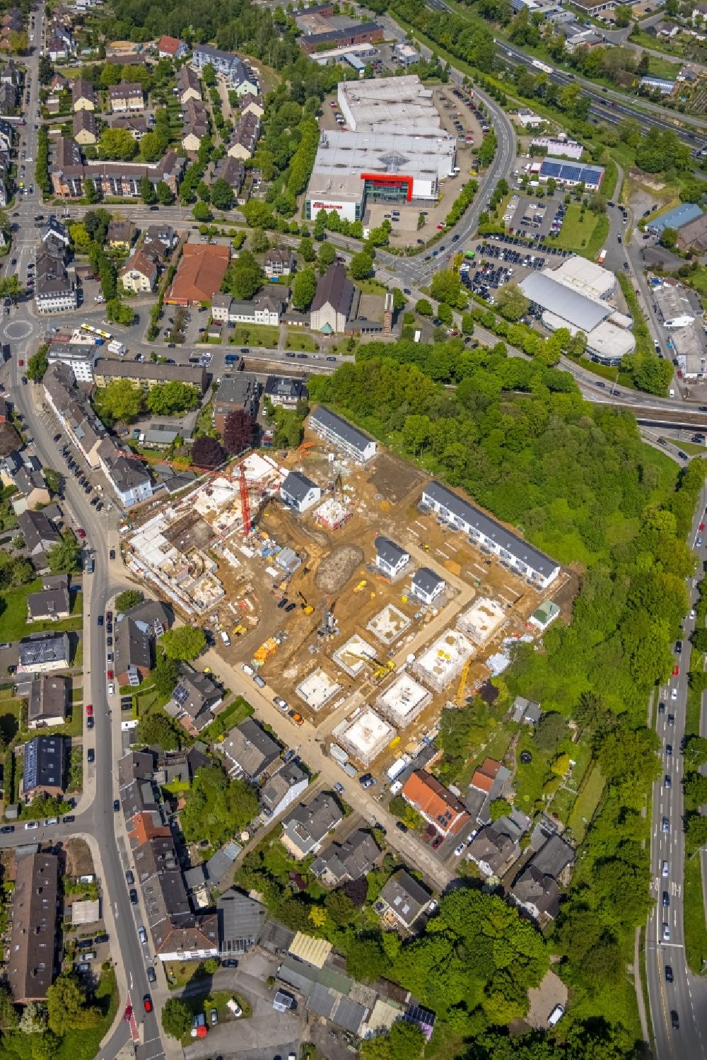 Aerial photograph Mülheim an der Ruhr - Construction site of a new residential area of the terraced housing estate on Rudolf-Harbig-Strasse in Muelheim on the Ruhr in the state North Rhine-Westphalia, Germany