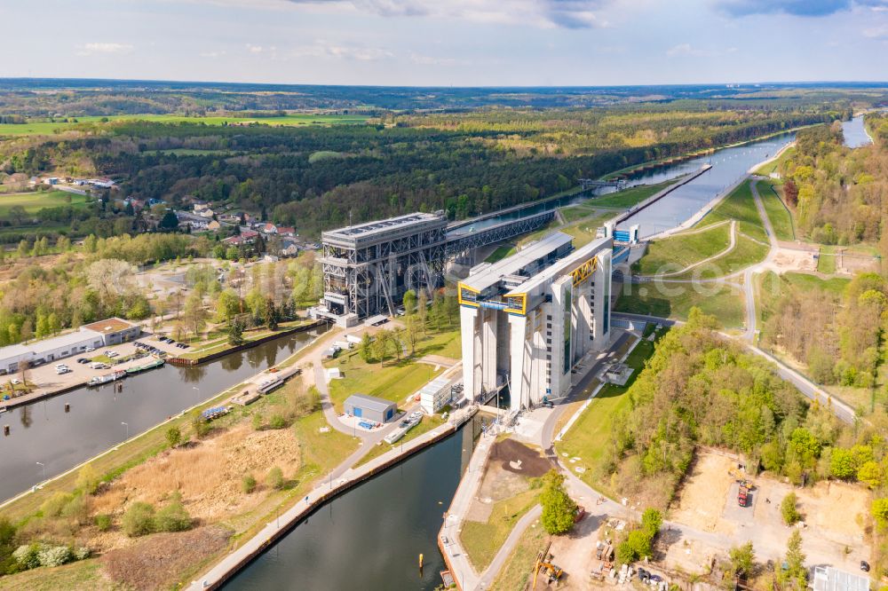 Aerial image Niederfinow - New and old Niederfinow ship lift on the Oder-Havel Canal in the state of Brandenburg