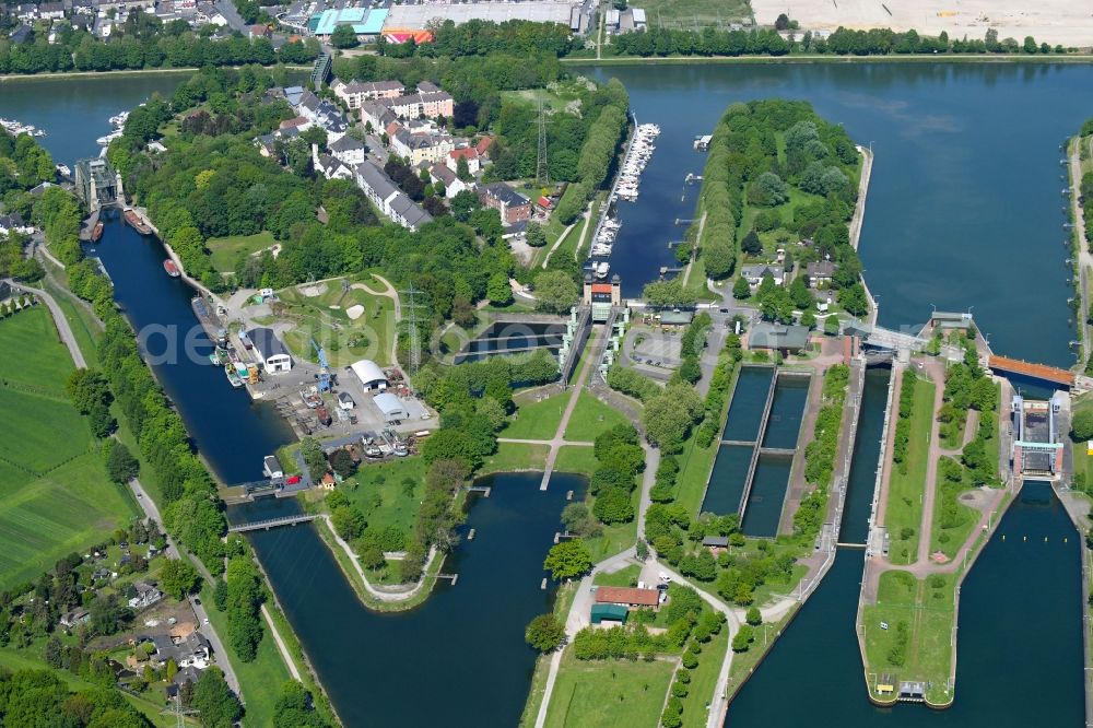 Aerial photograph Waltrop - View at the new ship lift and the saving sluice in the sluice park in the district Oberwiese in Waltrop in the federal state North Rhine-Westphalia