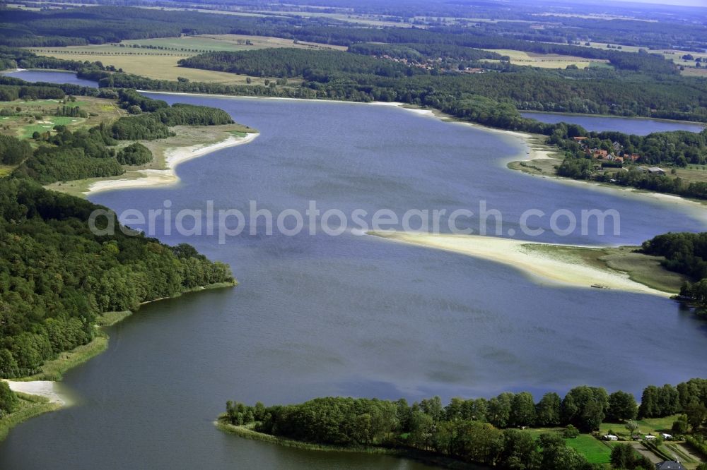 Kähnsdorf from the bird's eye view: Riparian areas on the lake area of Grosser Seddiner See in Kaehnsdorf in the state Brandenburg, Germany