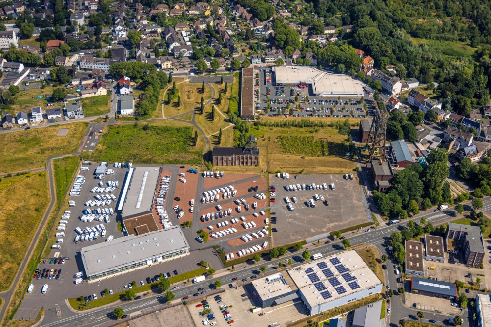 Dortmund from the bird's eye view: Commercial Vehicle and Special Vehicle trade of Duerrwang GmbH & Co. KG on Gneisenauallee in Dortmund at Ruhrgebiet in the state North Rhine-Westphalia, Germany