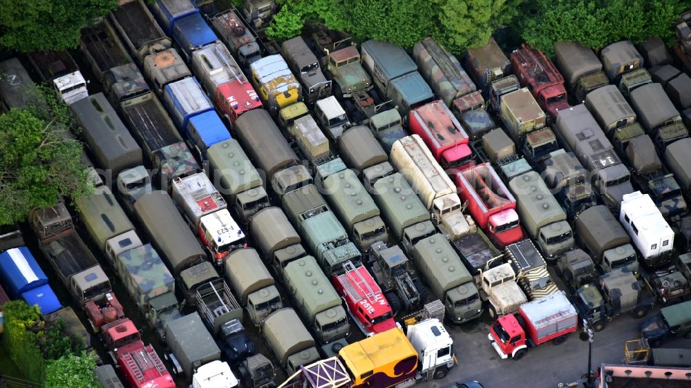 Hennef (Sieg) from the bird's eye view: Commercial Vehicle and Special Vehicle trade Philipp aus dem Hanfbachtal in the district Dahlhausen in Hennef (Sieg) in the state North Rhine-Westphalia, Germany