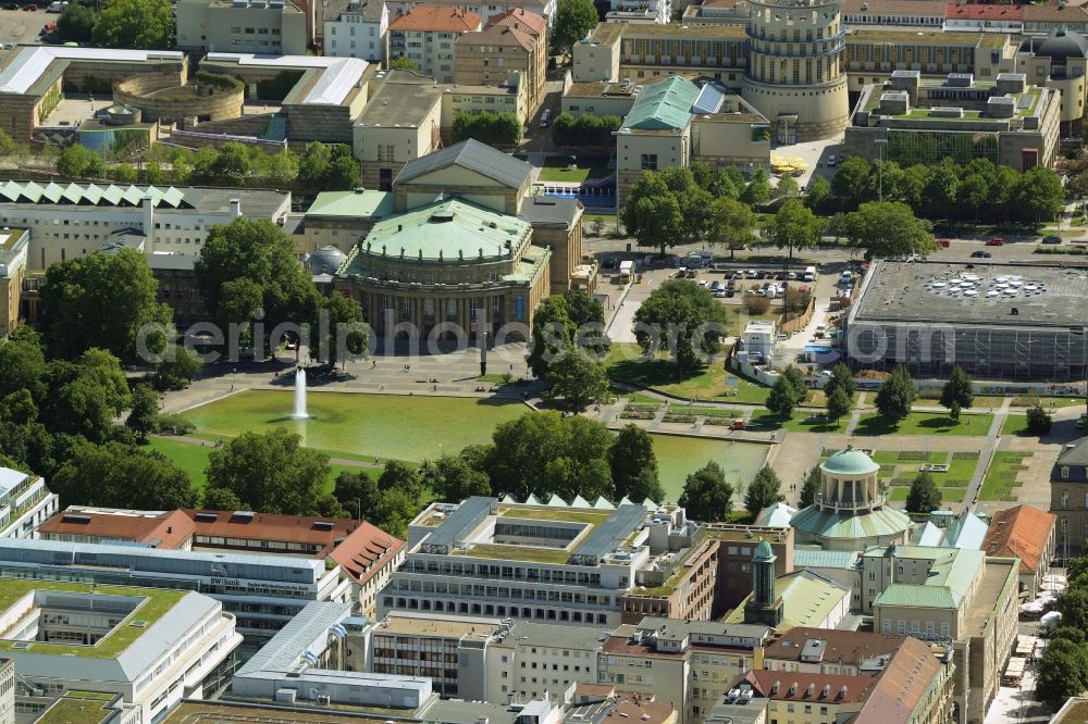 Aerial photograph Stuttgart - Oberer Schlossgarten square with Lake Eckensee and the Opera of Stuttgart in the state of Baden-Wuerttemberg