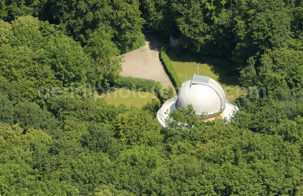 Aerial image Döbritschen - Observatory and Planetariumskuppel- constructional building complex of the Institute of Universitaets-Sternwarte Jena in Grossschwabhaeuser Hain in Doebritschen in the state Thuringia, Germany
