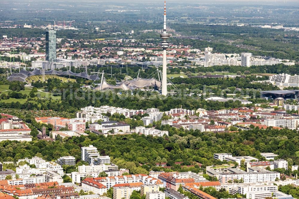 München from the bird's eye view: Olympic Park with Olympic Lake, Olympic Hall and Olympic Tower, student city and BMW grounds in Munich in the state of Bavaria. The famous landmarks characterize the cityscape in the district of Milbertshofen