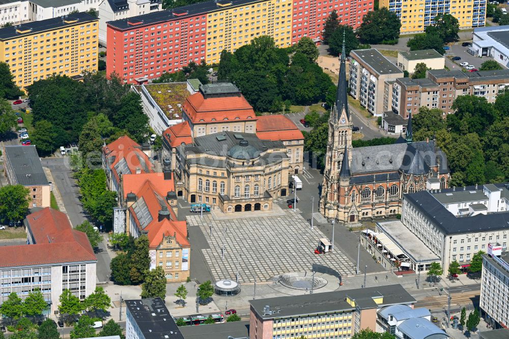 Aerial photograph Chemnitz - Opera house Chemnitz with the Theaterplatz and the Petrikirche in Chemnitz in the state Saxony