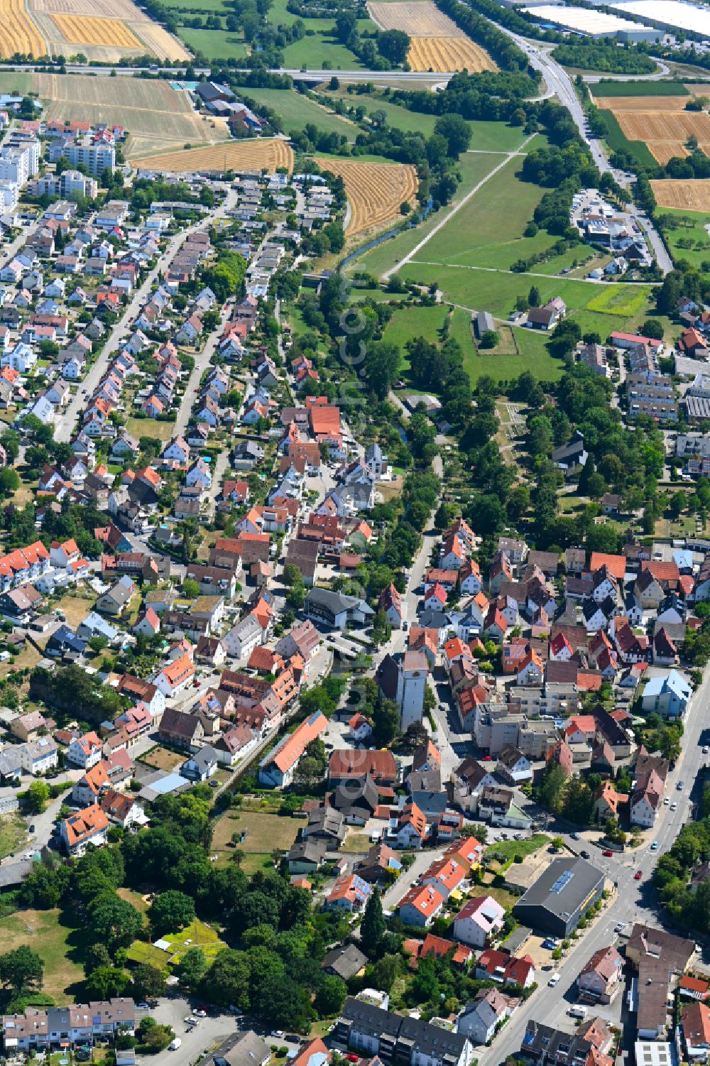 Aerial photograph Böblingen - Town View of the streets and houses of the residential areas on street Albert-Schweitzer-Strasse in the district Dagersheim in Boeblingen in the state Baden-Wuerttemberg, Germany