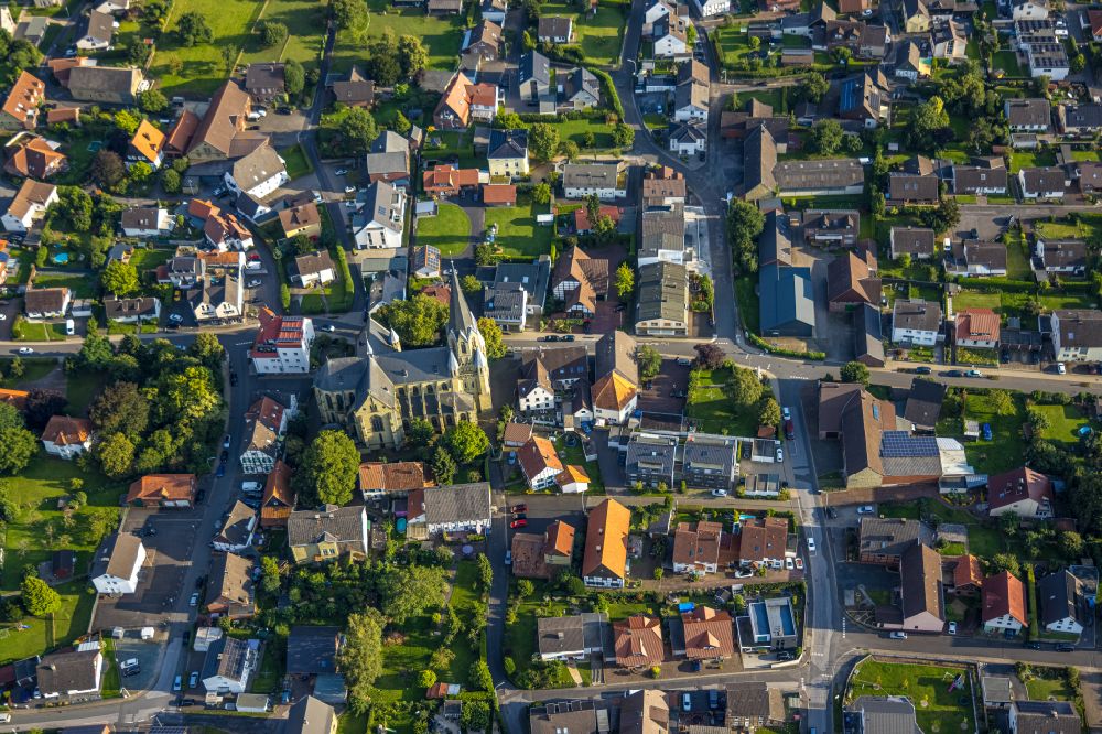 Aerial photograph Büderich - Town View of the streets and houses of the residential areas in Buederich at Ruhrgebiet in the state North Rhine-Westphalia, Germany