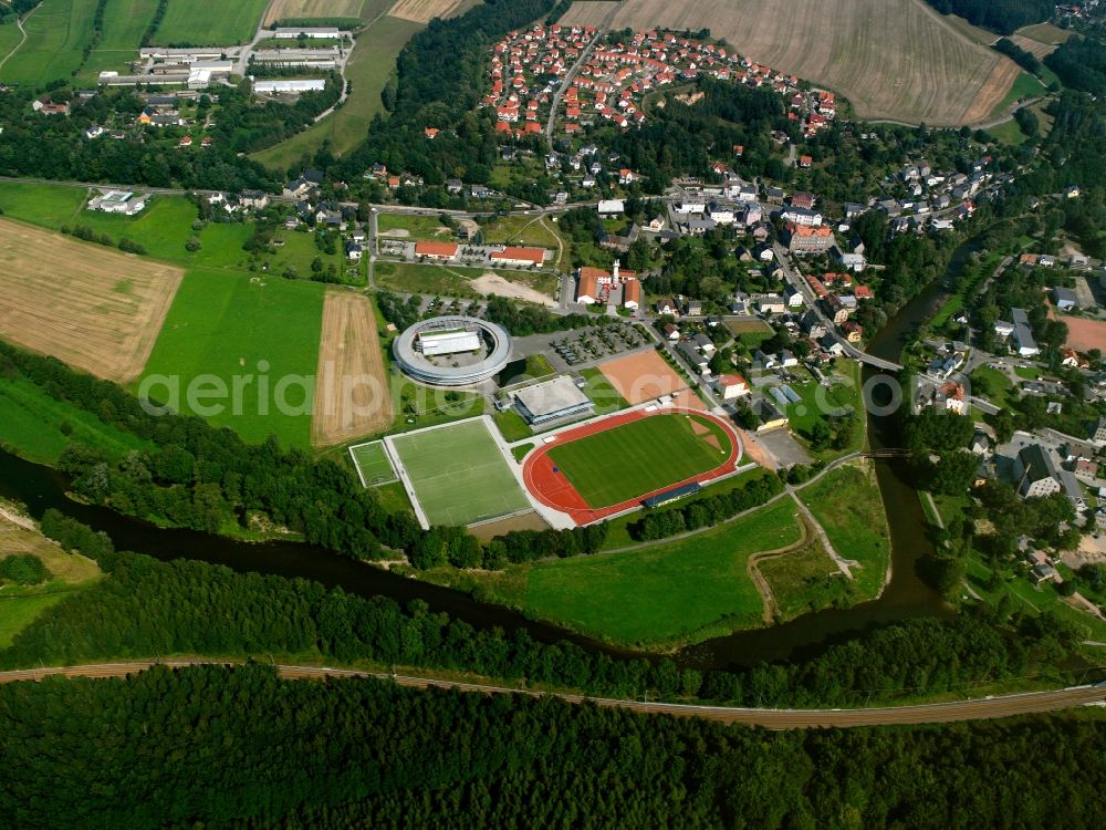 Aerial photograph Flöha - City view of the streets and houses of the residential areas in the Turnerstrasse area in Floeha in the state Saxony, Germany