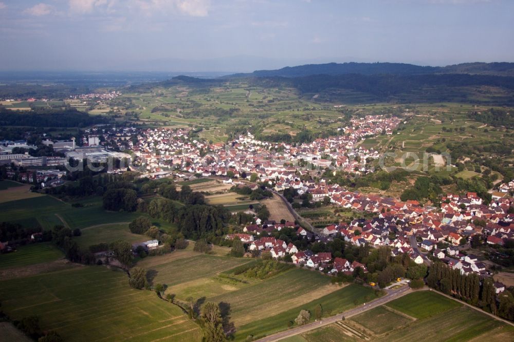Aerial image Bötzingen - Town View of the streets and houses of the residential areas in Boetzingen in the state Baden-Wuerttemberg
