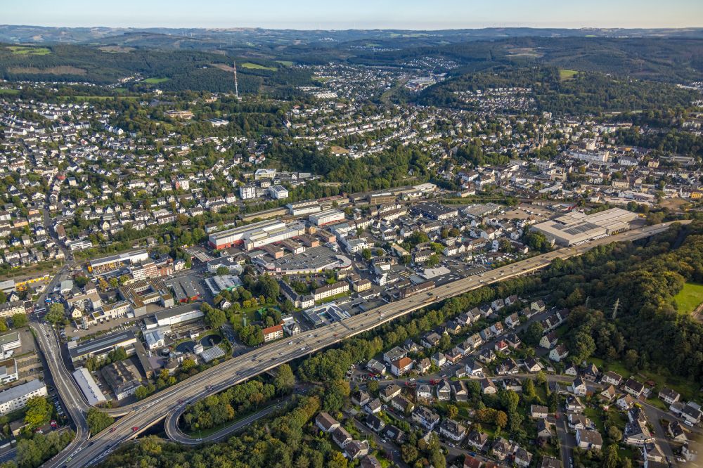 Siegen from the bird's eye view: Town view of the streets and houses of the residential areas along the course of the federal road 54 in the district Weidenau in Siegen on Siegerland in the state North Rhine-Westphalia, Germany