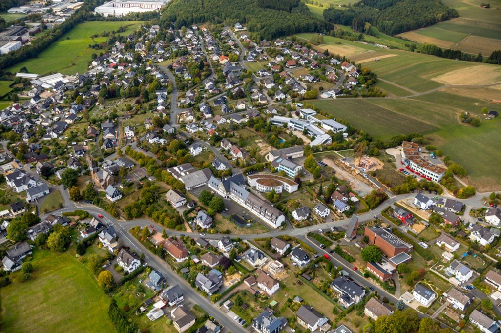 Aerial photograph Deuz - Town View of the streets and houses of the residential areas in Deuz in the state North Rhine-Westphalia, Germany