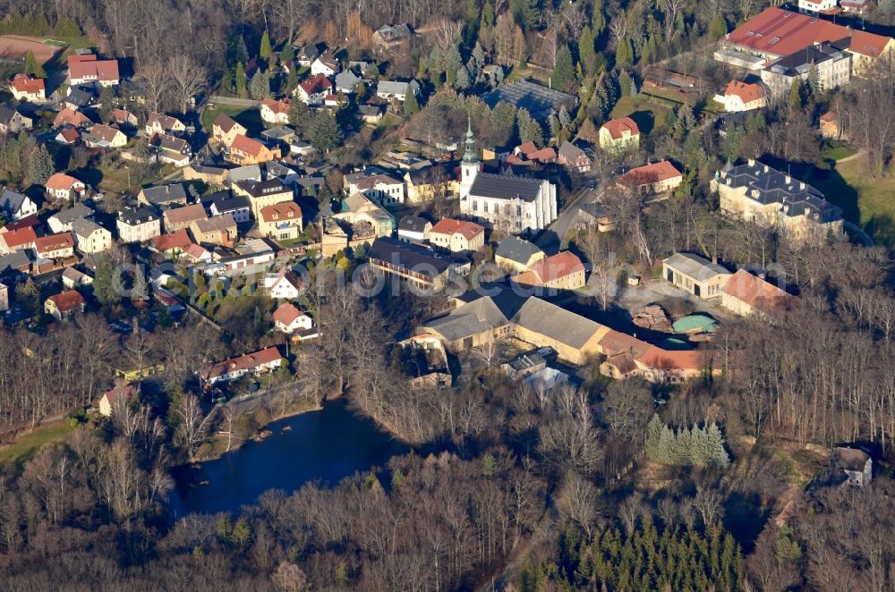 Aerial photograph Doberschau-Gaußig - Town View of the streets and houses of the residential areas in Doberschau-Gaussig in the state Saxony, Germany