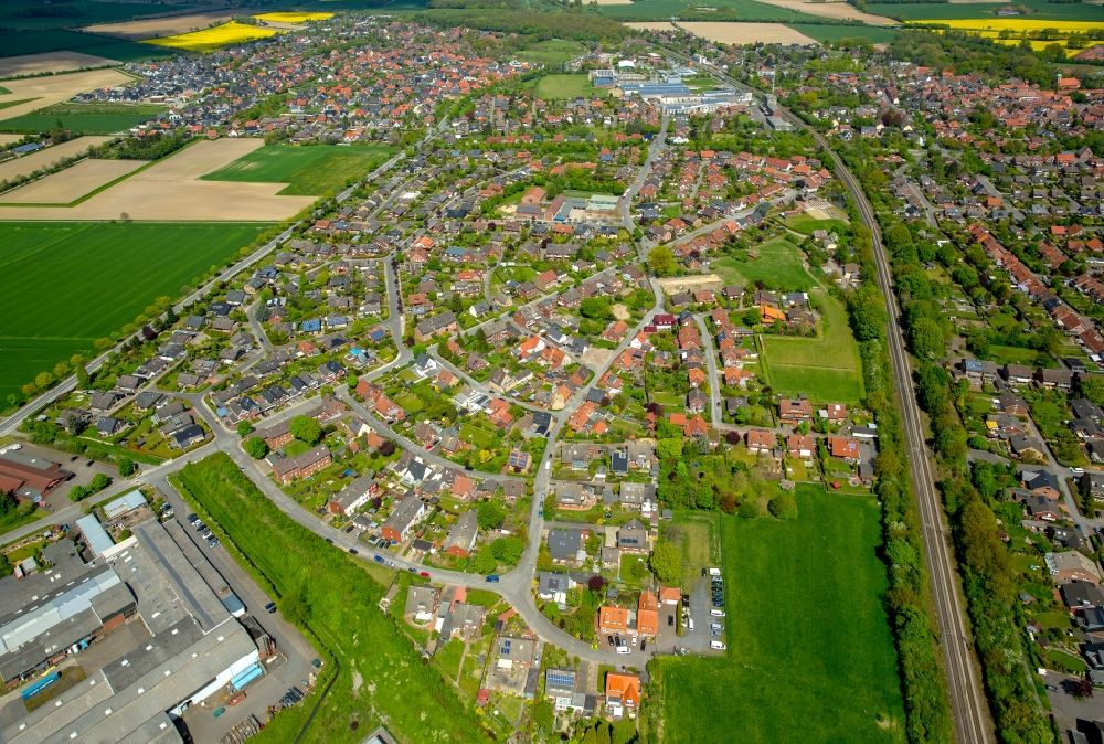 Drensteinfurt from the bird's eye view: Town View of the streets and houses of the residential areas in Drensteinfurt in the state North Rhine-Westphalia, Germany
