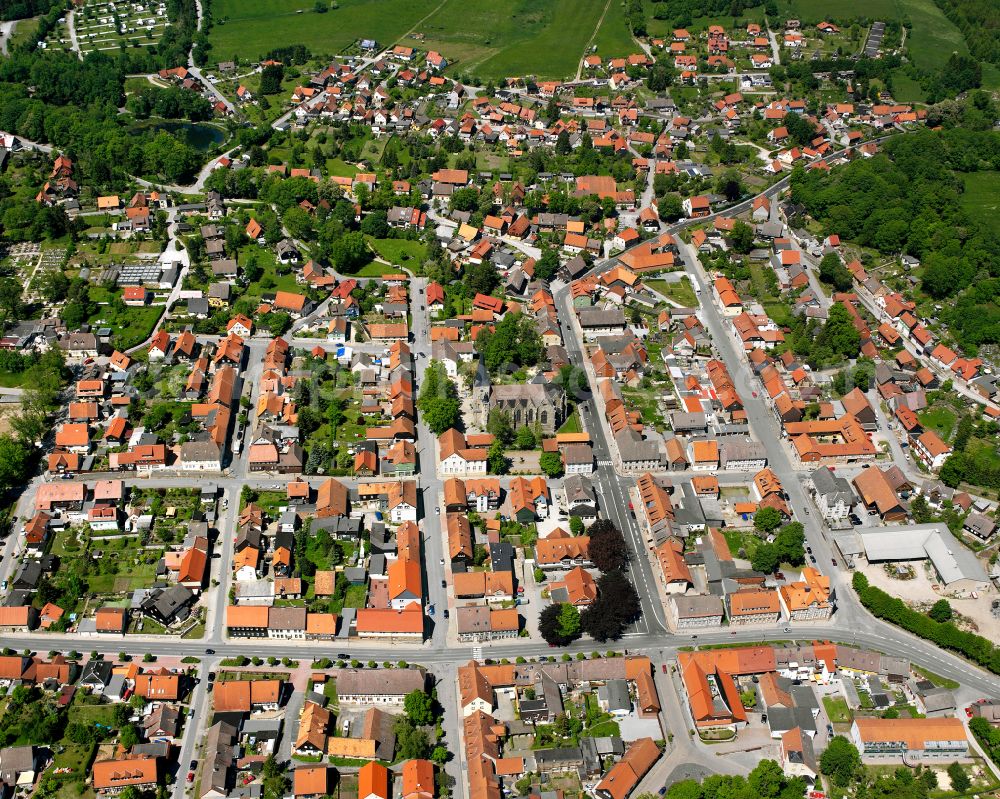 Elbingerode (Harz) from above - Town View of the streets and houses of the residential areas in Elbingerode (Harz) in the state Saxony-Anhalt, Germany