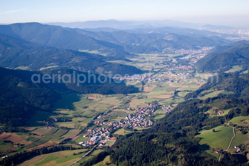 Aerial photograph Elzach - Town View of the streets and houses of the residential areas in Elzach in a valley of the black forest in the state Baden-Wuerttemberg
