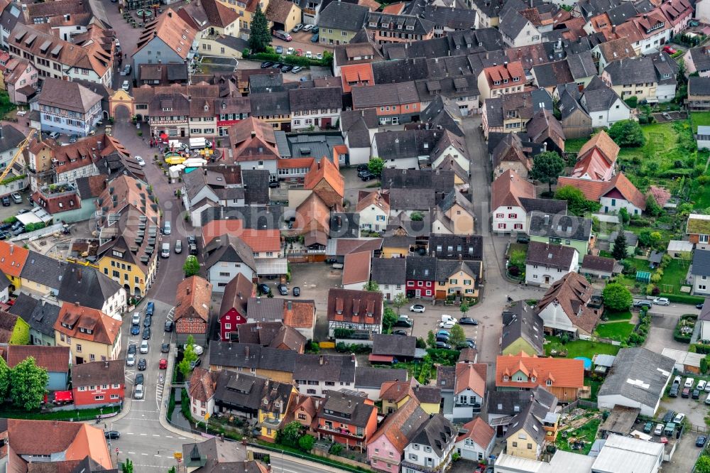 Ettenheim from the bird's eye view: Town View of the streets and houses of the residential areas in Ettenheim in the state Baden-Wurttemberg, Germany