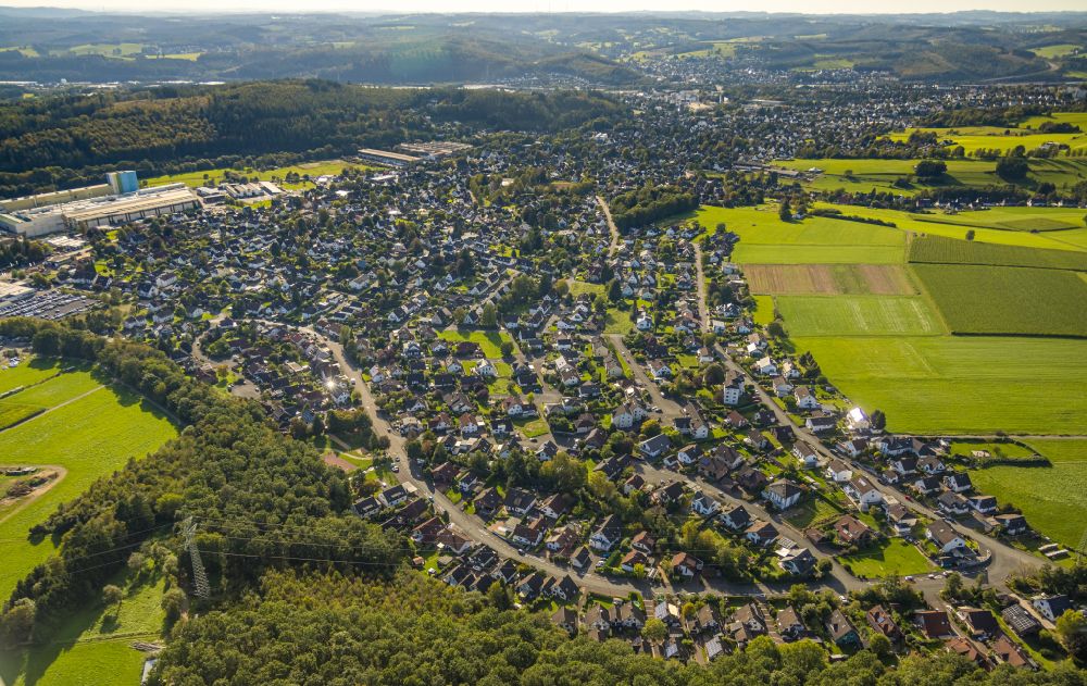 Aerial photograph Ferndorf - Town View of the streets and houses of the residential areas in Ferndorf at Siegerland in the state North Rhine-Westphalia, Germany