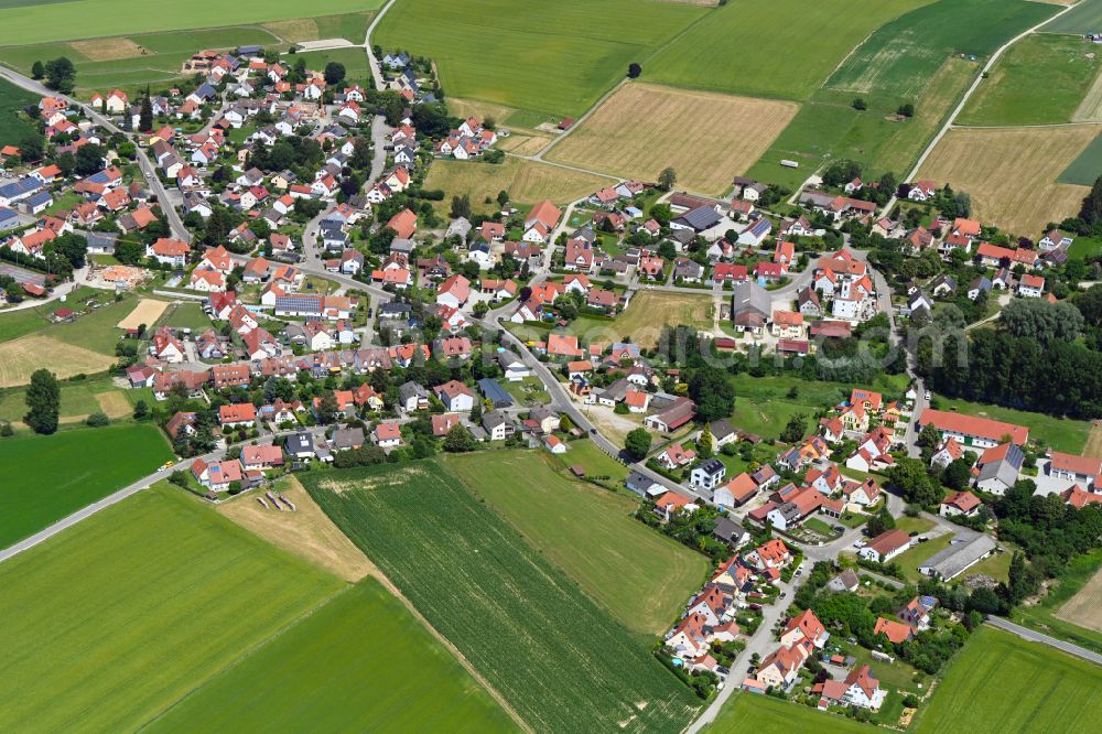 Aerial photograph Röhrmoos - Town View of the streets and houses of the residential areas in the district Sigmertshausen in Roehrmoos in the state Bavaria, Germany