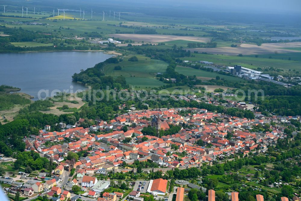 Aerial image Gransee - Town View of the streets and houses of the residential areas overlooking Lake Geron in Gransee in the state Brandenburg, Germany