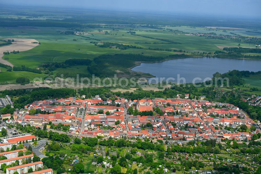 Aerial photograph Gransee - Town View of the streets and houses of the residential areas overlooking Lake Geron in Gransee in the state Brandenburg, Germany