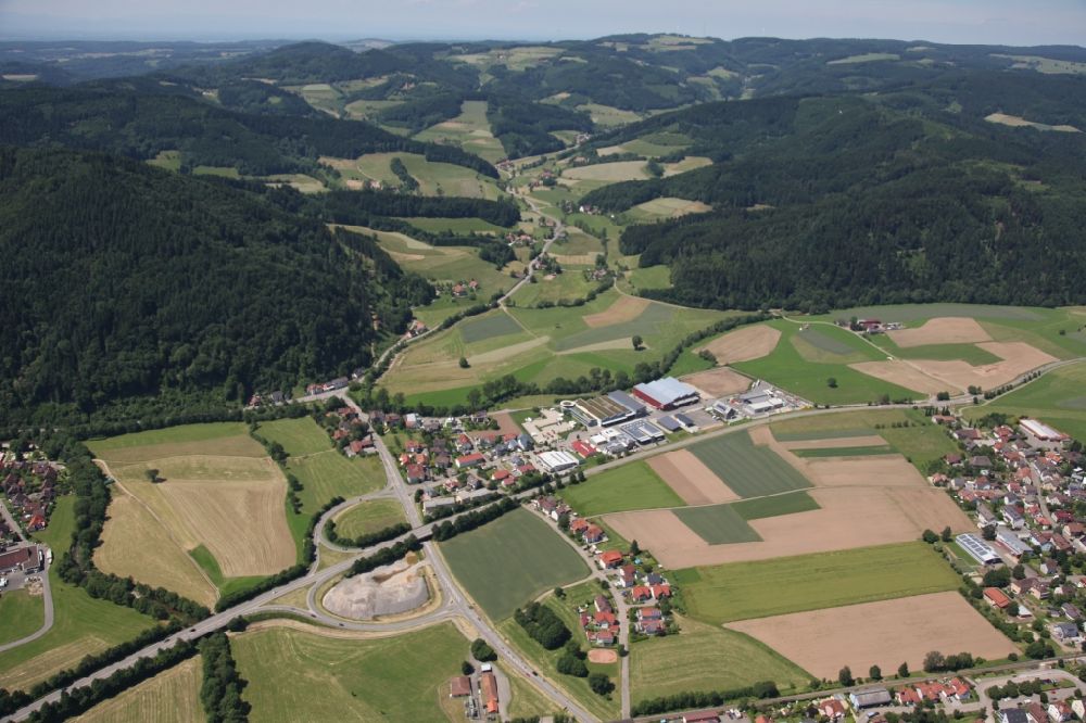 Gutach im Breisgau from above - Local view of Gutach im Breisgau in the state of Baden-Württemberg