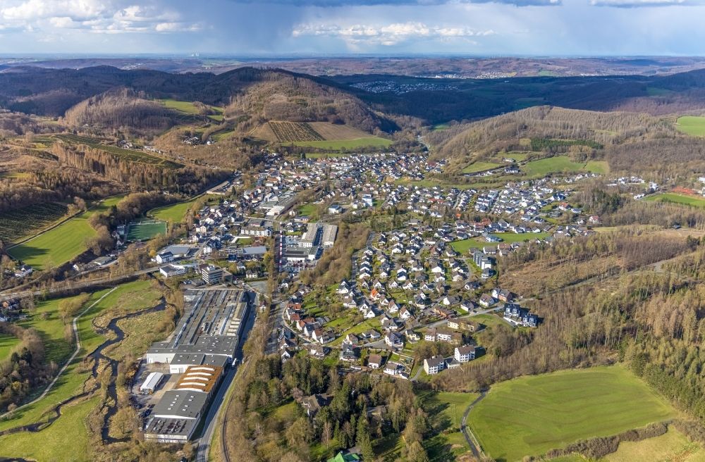 Hachen from above - Town View of the streets and houses of the residential areas in Hachen at Sauerland in the state North Rhine-Westphalia, Germany