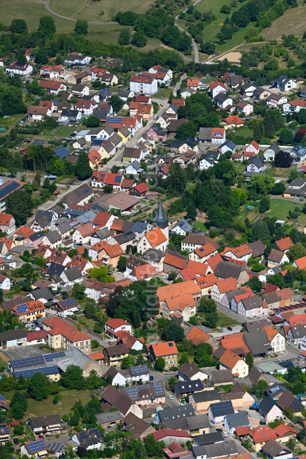 Aerial image Helmstadt-Bargen - Town View of the streets and houses of the residential areas in Helmstadt-Bargen in the state Baden-Wuerttemberg, Germany