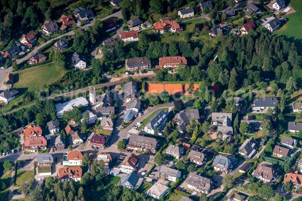 Aerial image Hinterzarten - Town View of the streets and houses of the residential areas in Hinterzarten in the state Baden-Wurttemberg, Germany