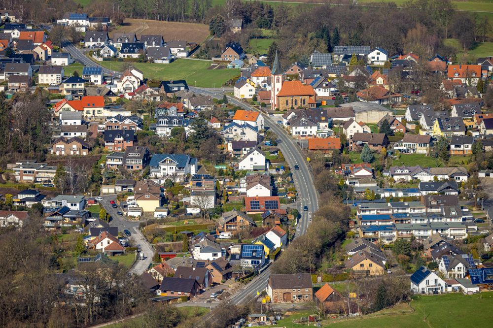 Aerial image Hohenheide - Town View of the streets and houses of the residential areas in Hohenheide in the state North Rhine-Westphalia, Germany