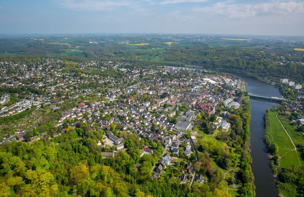 Aerial photograph Kettwig - Town View of the streets and houses in Kettwig in the state North Rhine-Westphalia, Germany