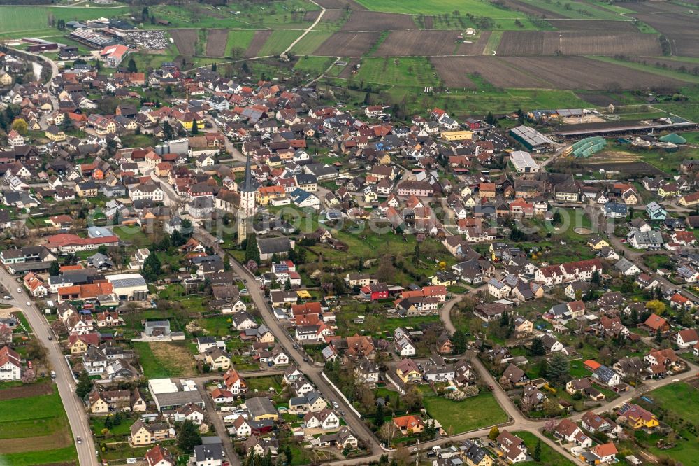 Ottenheim from above - Town View of the streets and houses of the residential areas in Ottenheim in the state Baden-Wurttemberg, Germany