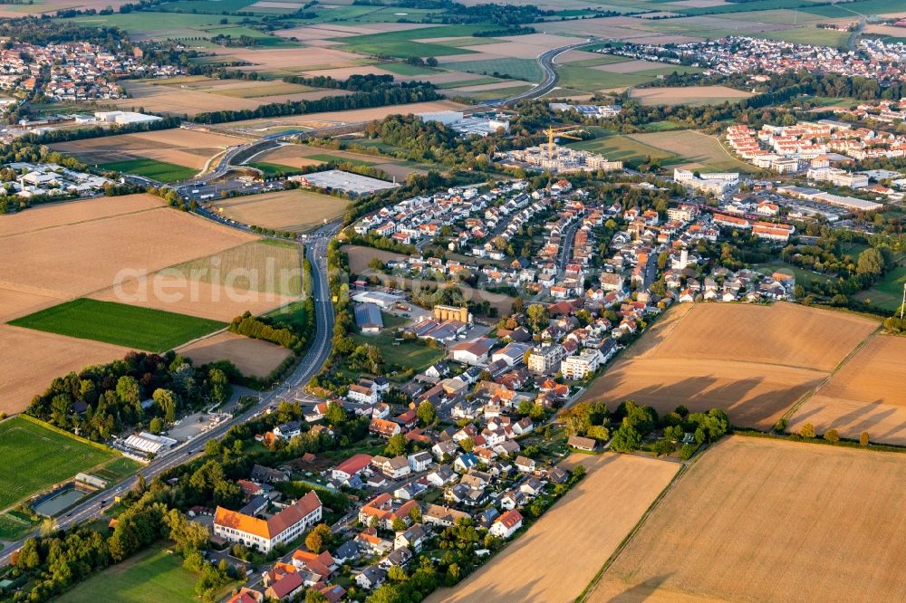 Aerial image Kloppenheim - Town View of the streets and houses of the residential areas in Kloppenheim in the state Hesse, Germany