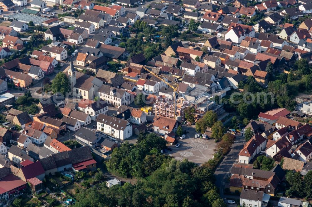 Kuhardt from the bird's eye view: Town View of the streets and houses of the residential areas in Kuhardt in the state Rhineland-Palatinate, Germany