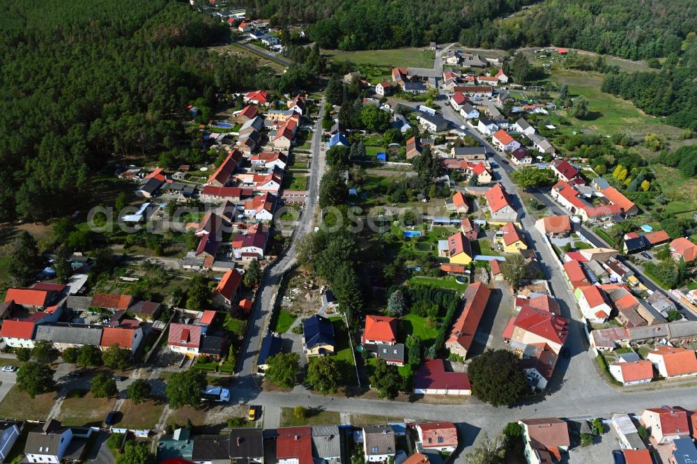 Aerial photograph Kummersdorf - Town View of the streets and houses of the residential areas in Kummersdorf in the state Brandenburg, Germany