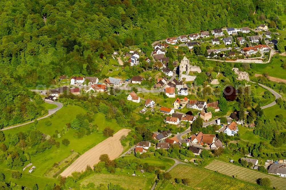 Aerial image Landeck - Town View of the streets and houses of the residential areas in Landeck in the state Baden-Wuerttemberg