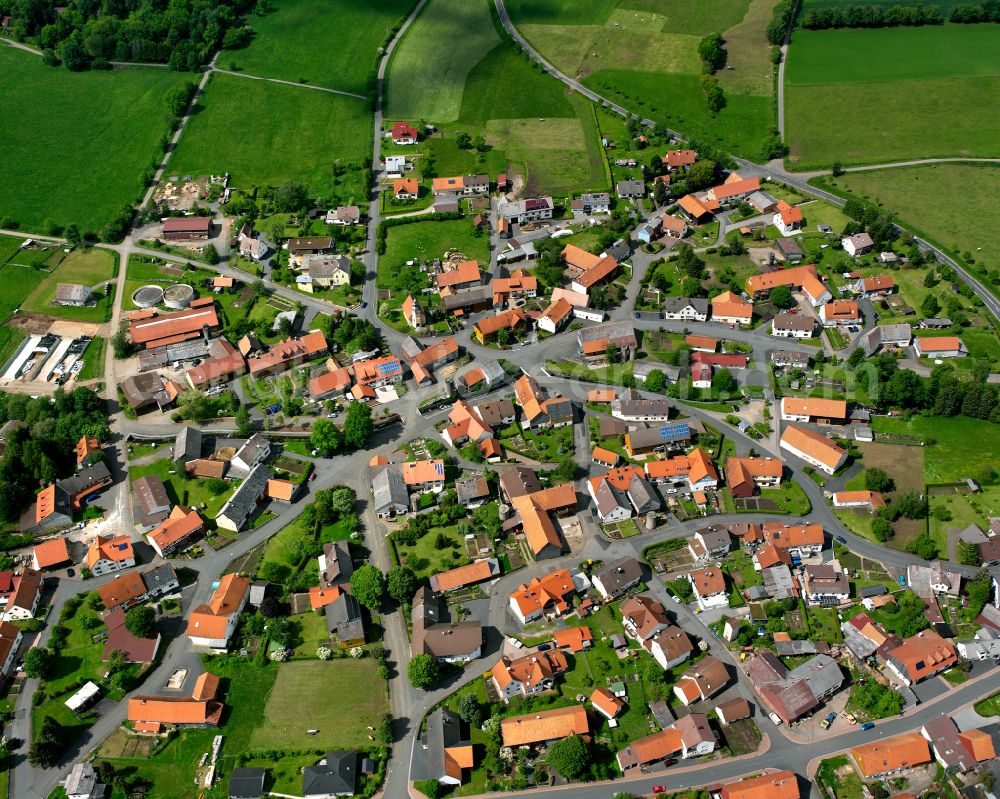 Aerial photograph Lanzenhain - Town View of the streets and houses of the residential areas in Lanzenhain in the state Hesse, Germany