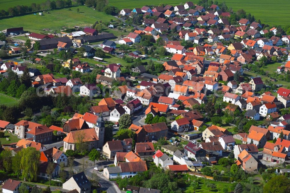 Lauchröden from the bird's eye view: Town View of the streets and houses of the residential areas in Lauchroeden in the state Thuringia, Germany